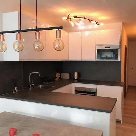 And View Apartment *